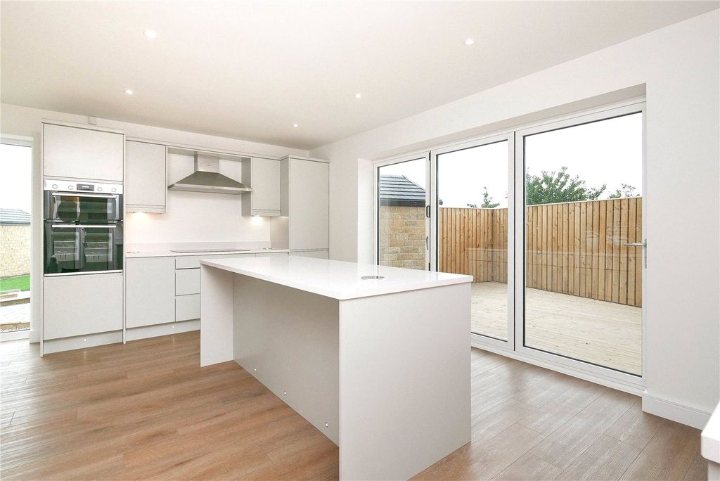 Property photo 2 of 19 Picture No. 07