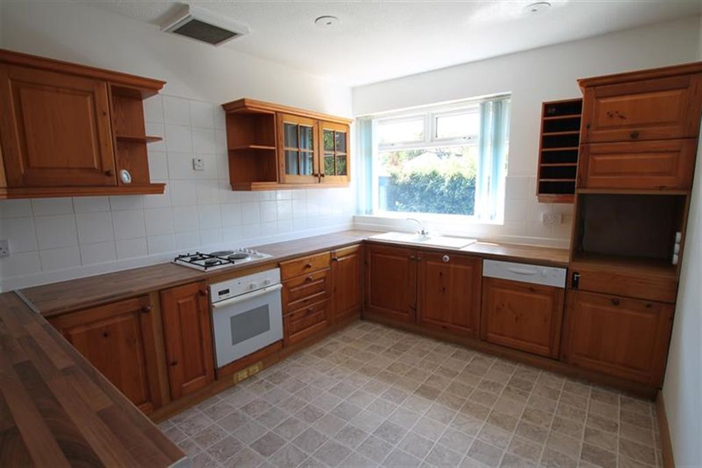 Property photo 2 of 17 (Main)