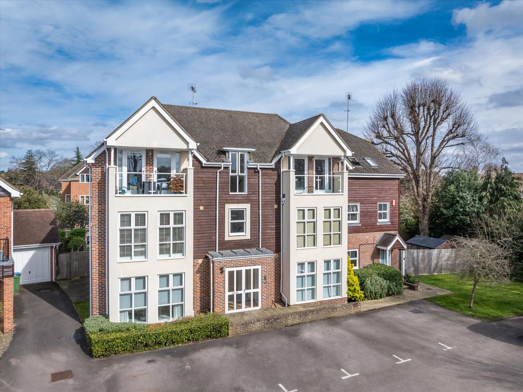 Property photo 1 of 21 Image