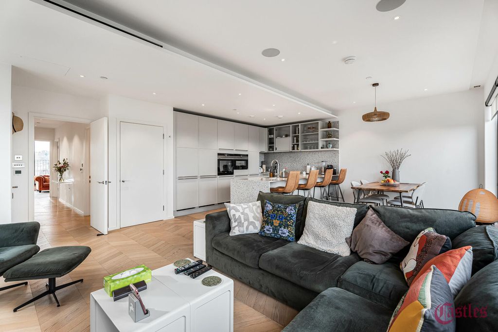 Property photo 3 of 13 Living Room