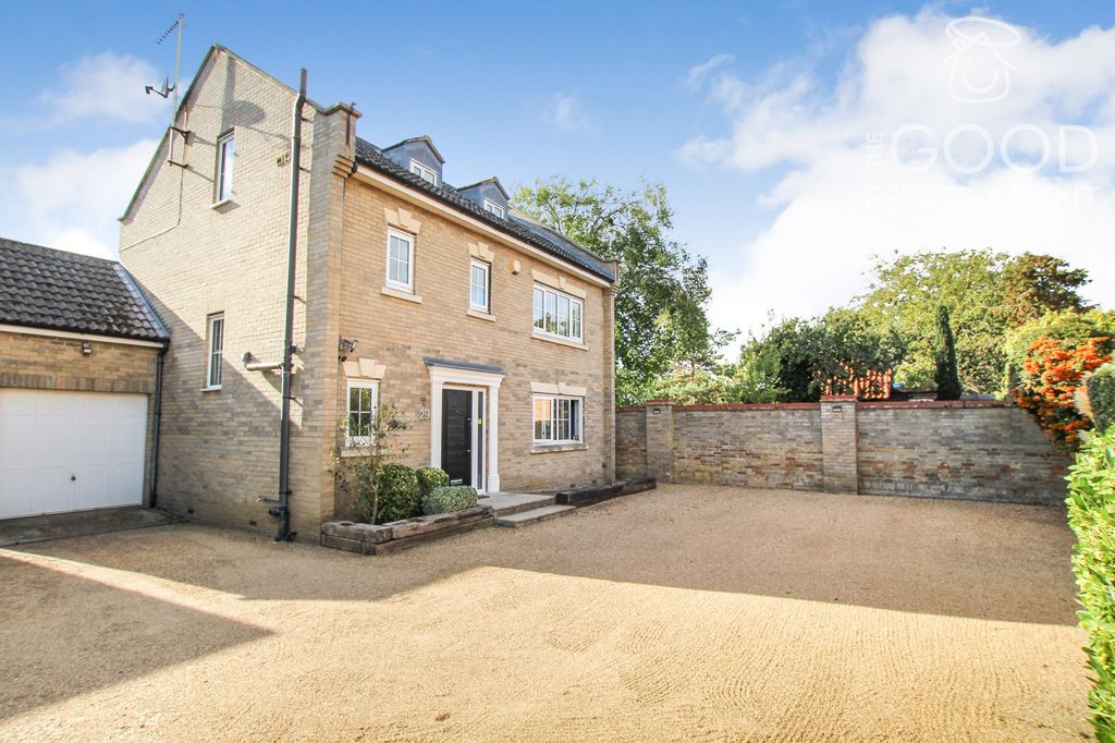 Property photo 1 of 24