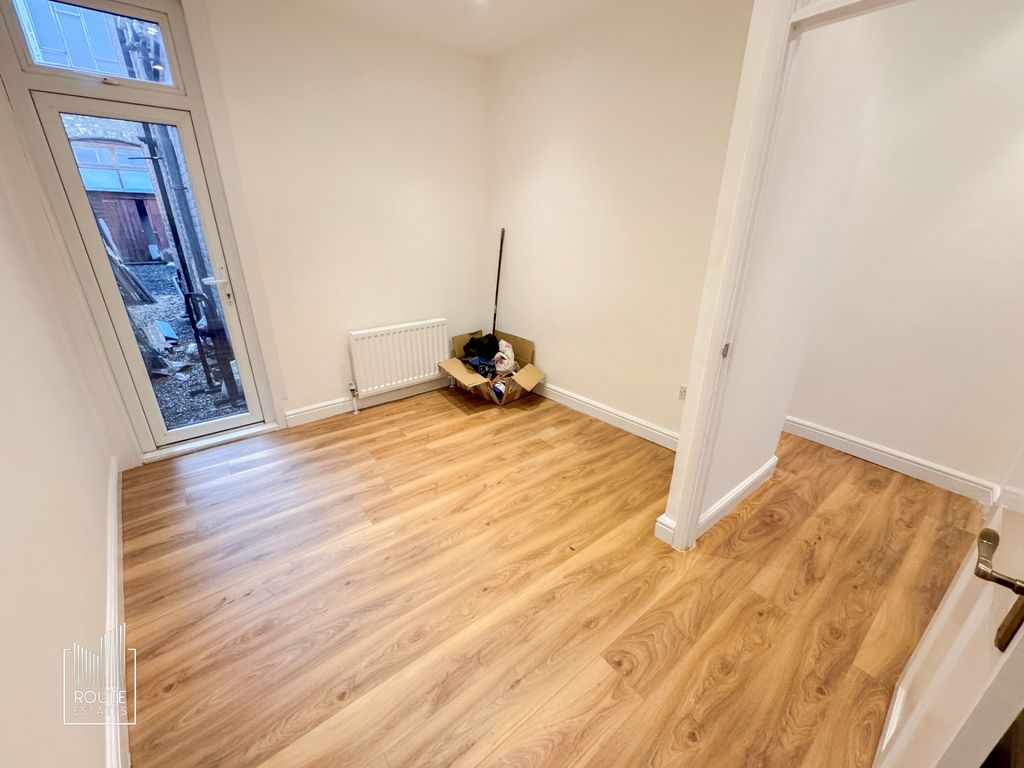 Property photo 3 of 12 Photo 3