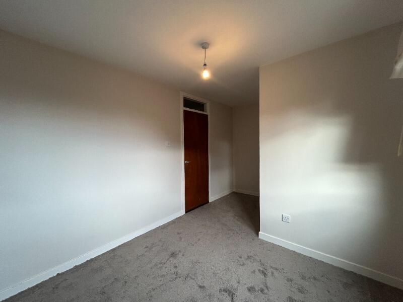 Property photo 3 of 6 Bedroom