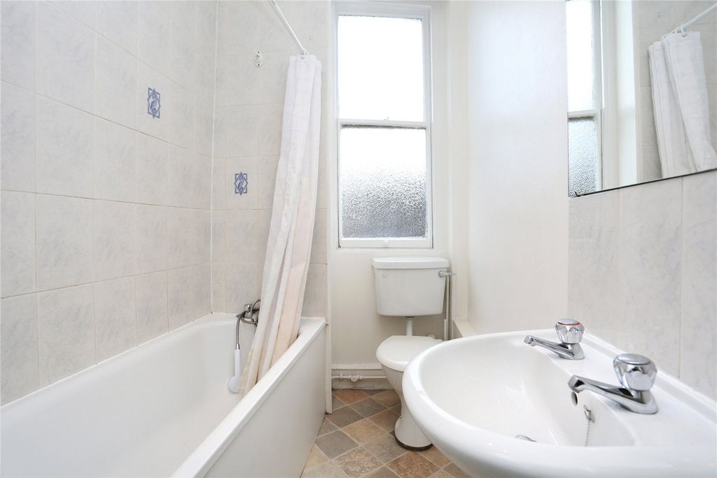 Property photo 3 of 9 Picture No. 02