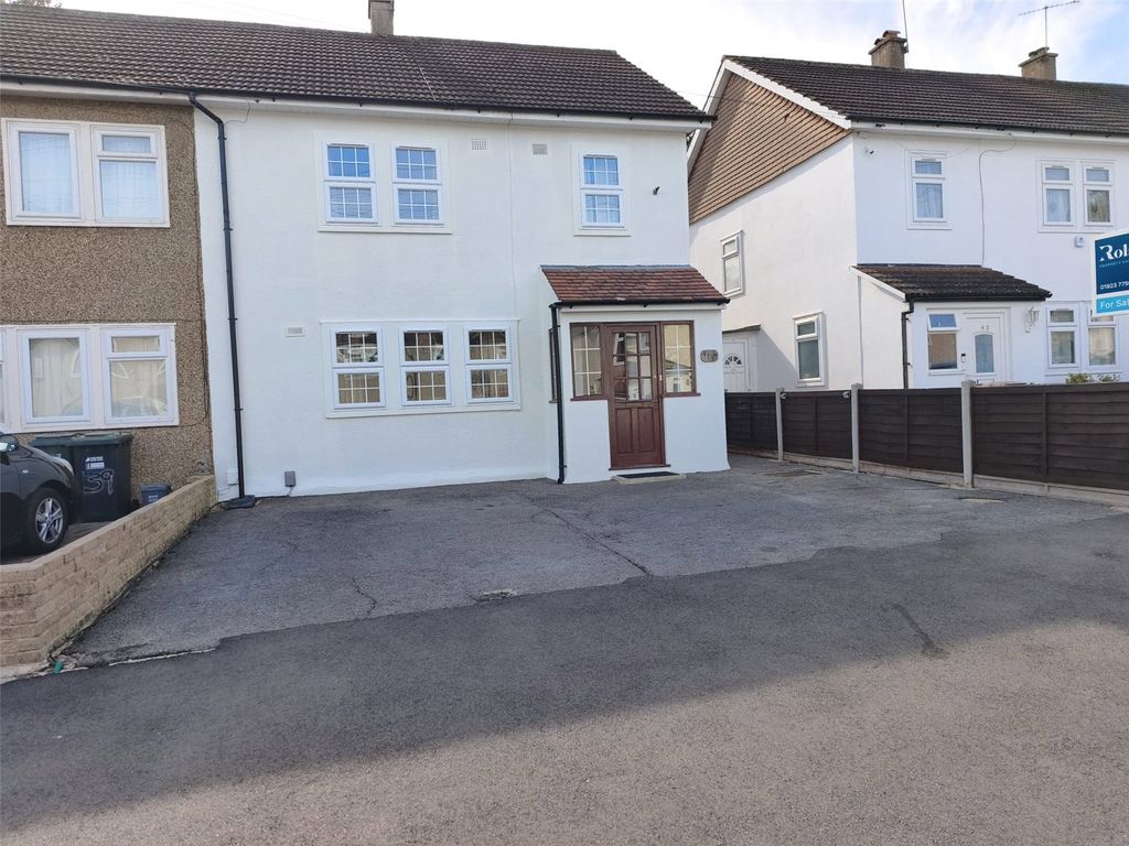 Property photo 1 of 23 Picture No. 24