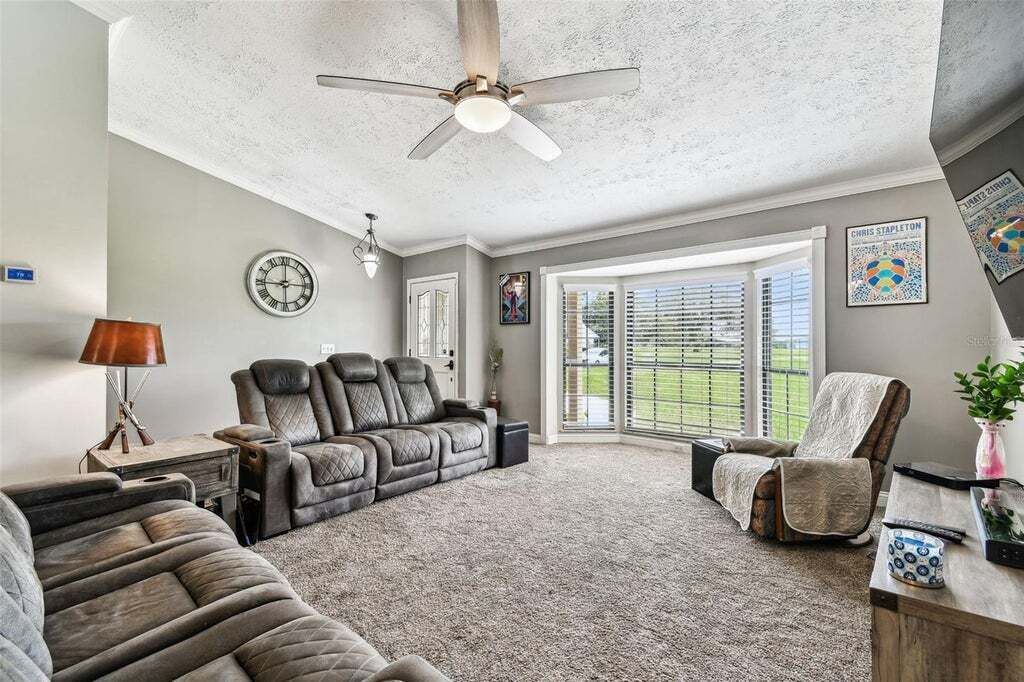 Property photo 3 of 20 <Alttext/>