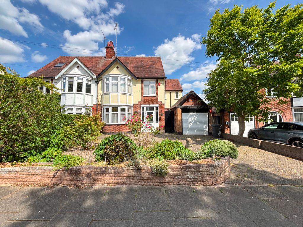 Property photo 1 of 35