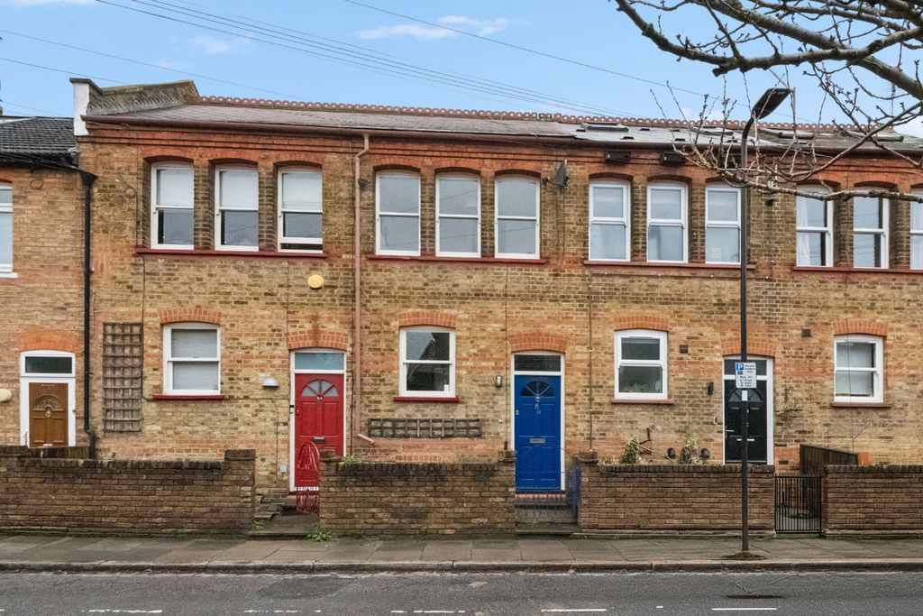 Property photo 1 of 12 Photo 18