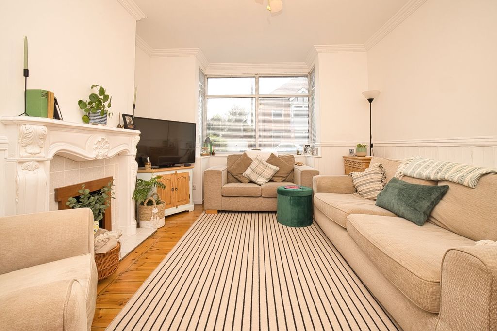 Property photo 2 of 14 Picture 2