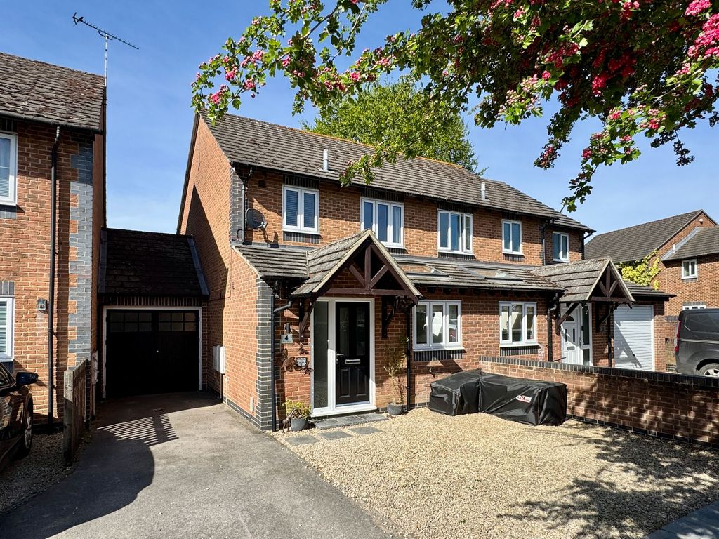 Property photo 1 of 14
