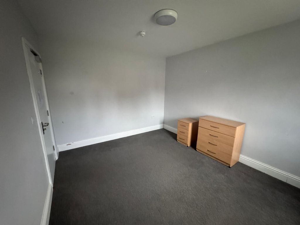 Property photo 3 of 43 R260225 332 - 10 Heynings Close, Knait (53).Jpg