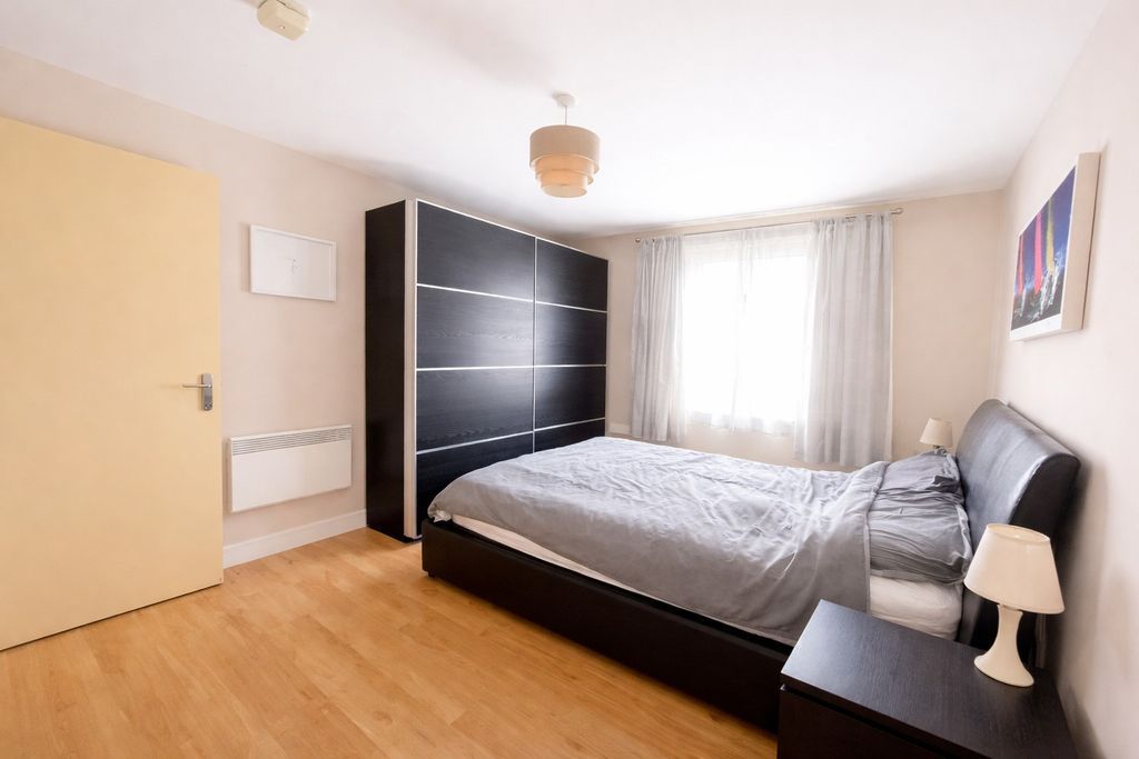 Property photo 3 of 9 Image