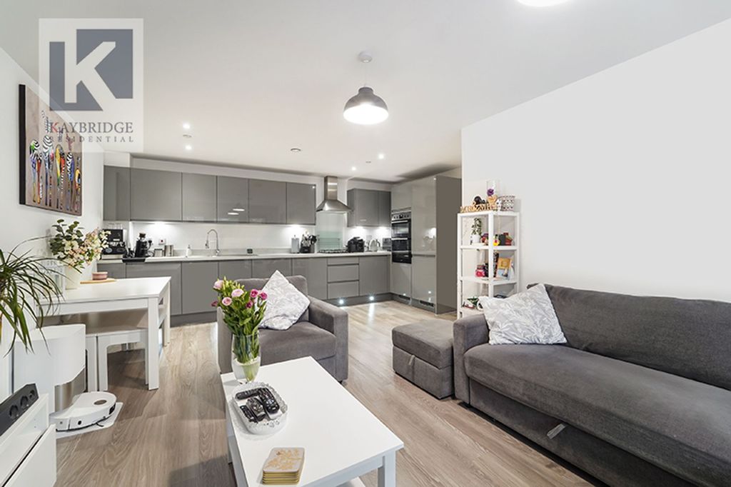 Property photo 3 of 12 Gunpowder Road, Worcester Park