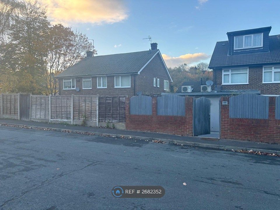 Property photo 2 of 22 Back