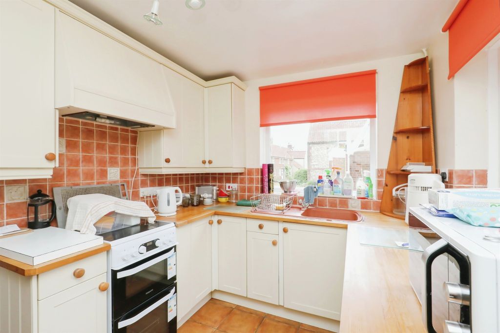 Property photo 3 of 16