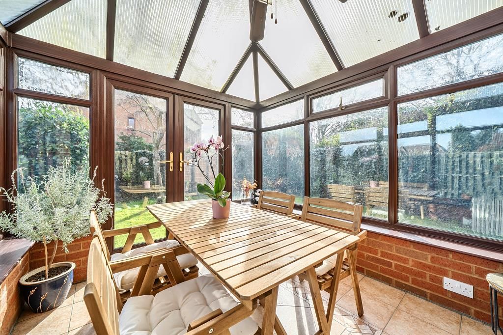 Property photo 2 of 20 Conservatory
