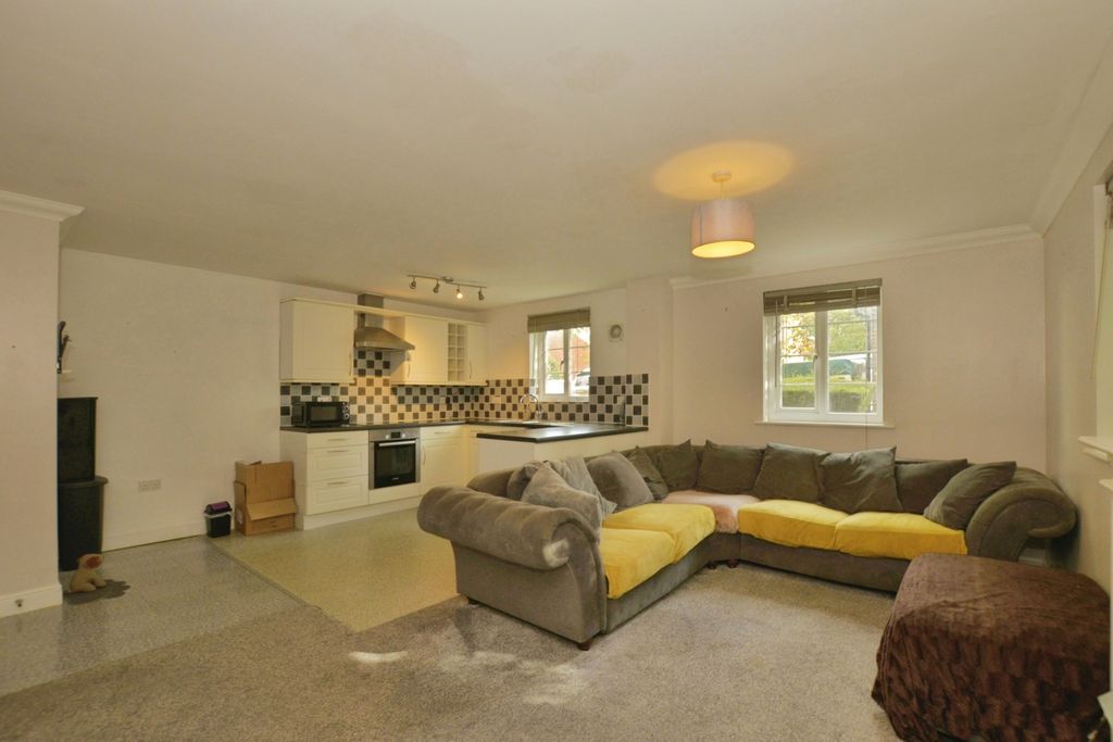 Property photo 3 of 16 Photo