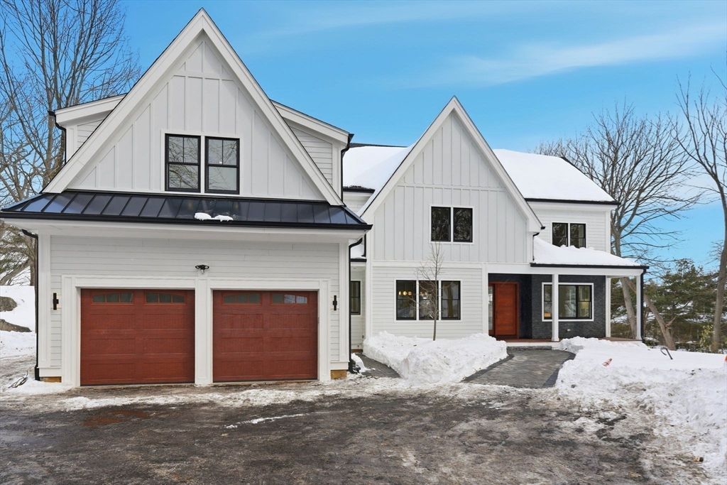 Property photo 2 of 38