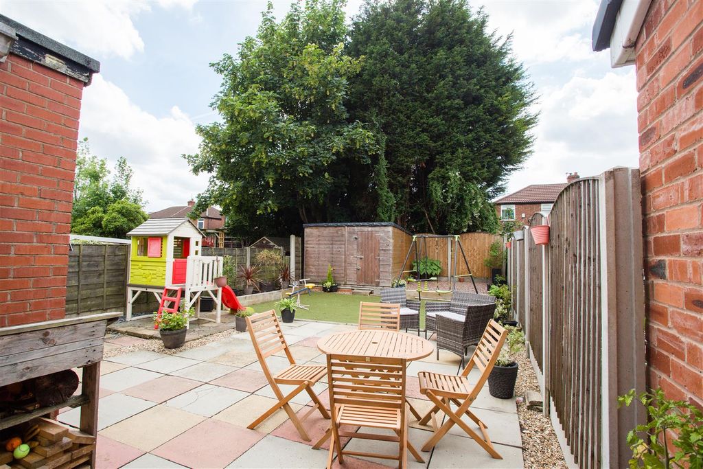Property photo 1 of 24