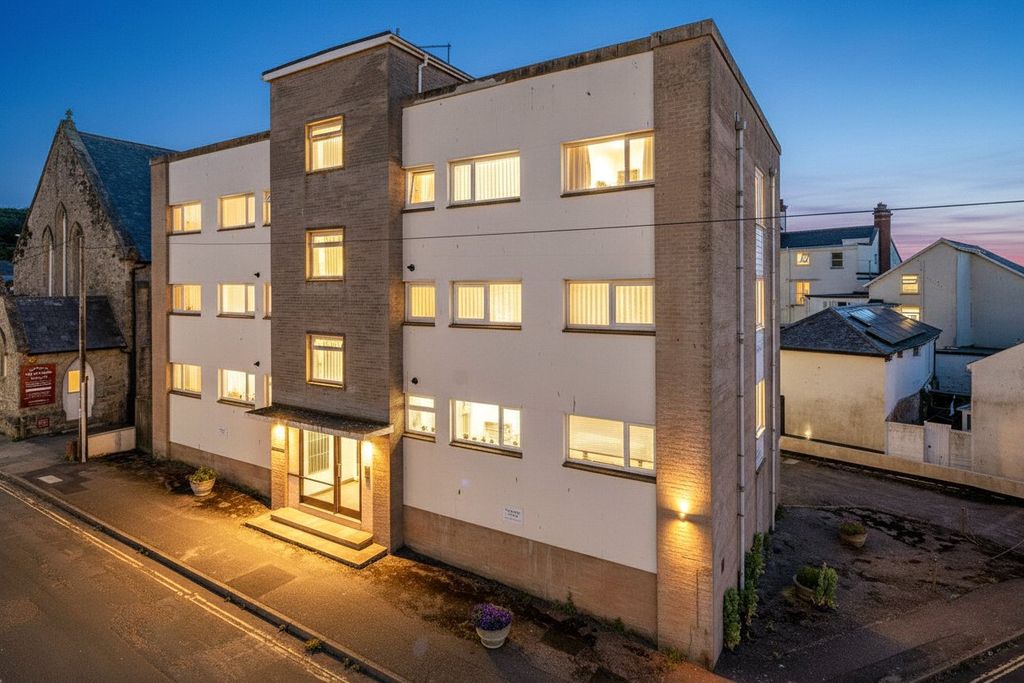 Property photo 1 of 22 Picture No. 30