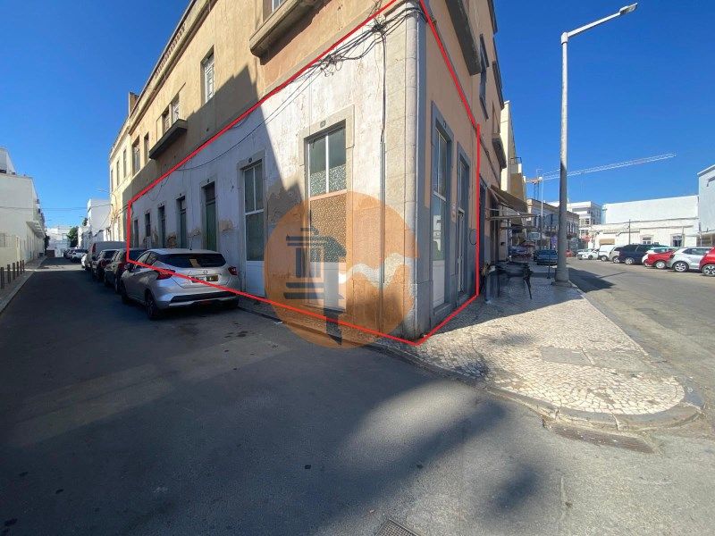 Property photo 1 of 39