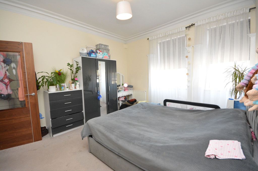 Additional image 10 of 2 bed flat for saleVicar Street, Falkirk FK1