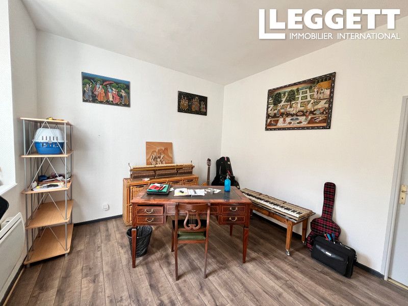 Property photo 3 of 10