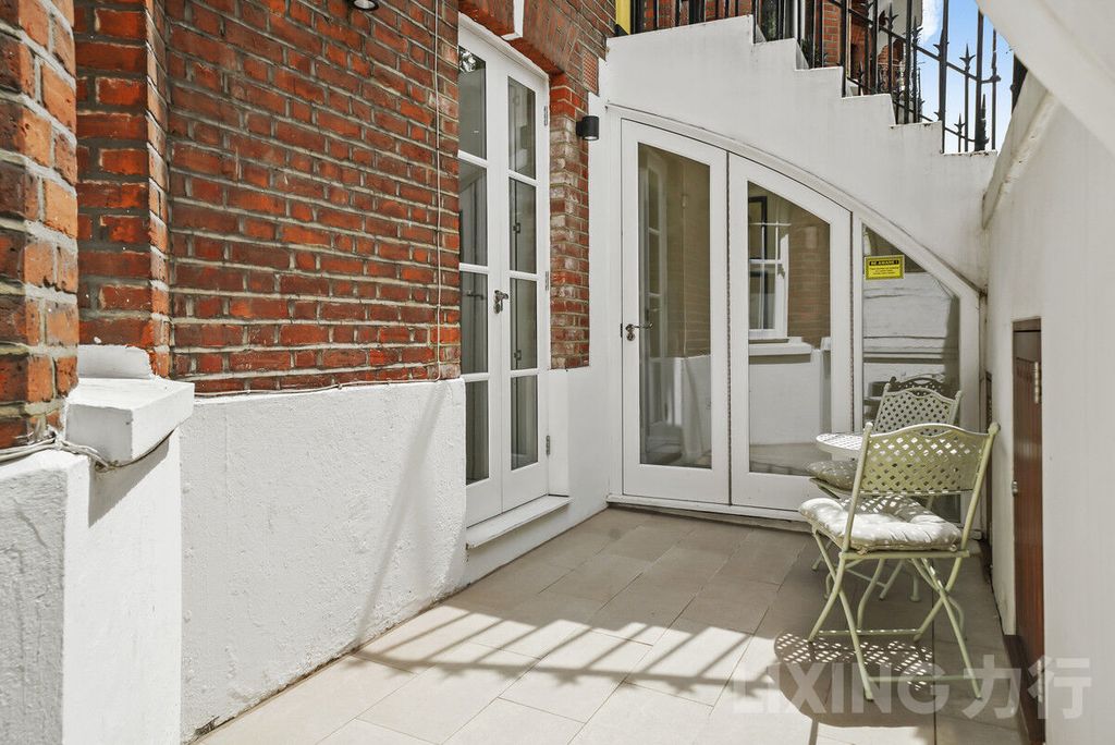 Property photo 1 of 27