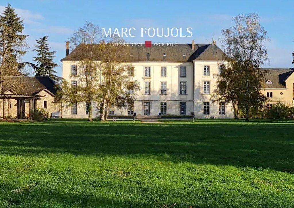 Property photo 1 of 11 Elegant Castle Retreat In The Vexin Français: A Unique Opportunity Just 50 Km From Paris