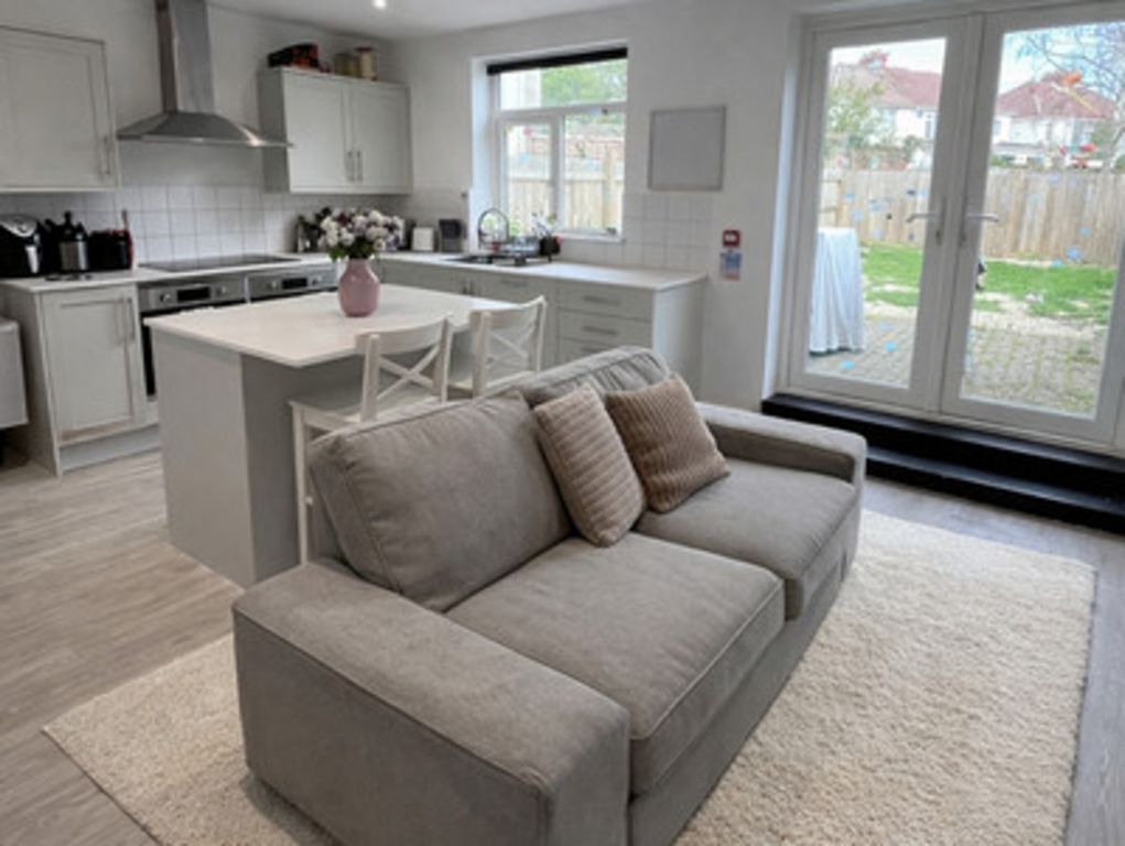 Property photo 2 of 4