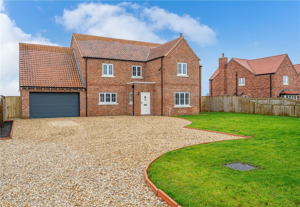 Property photo 1 of 25 Picture No. 08