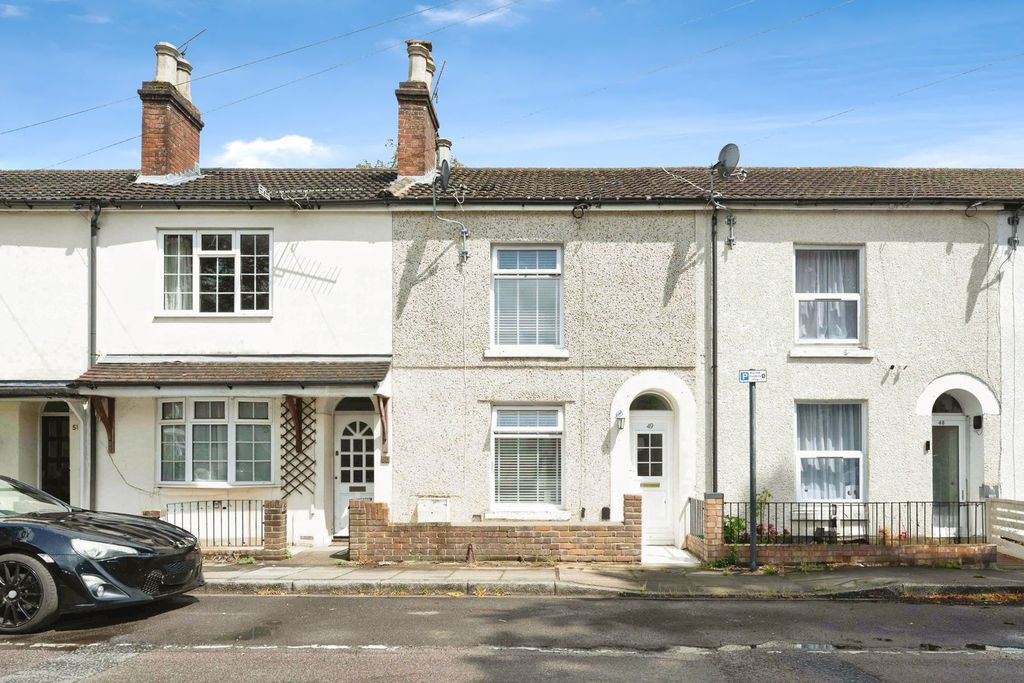 Property photo 1 of 17