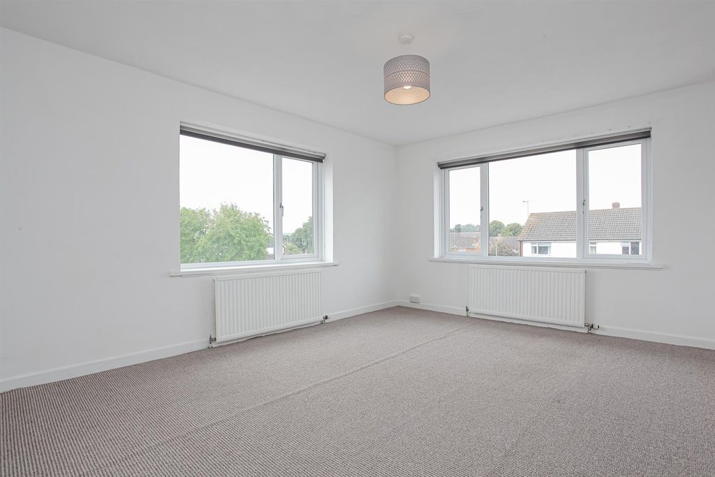 Property photo 3 of 11 Img_1158.Jpg