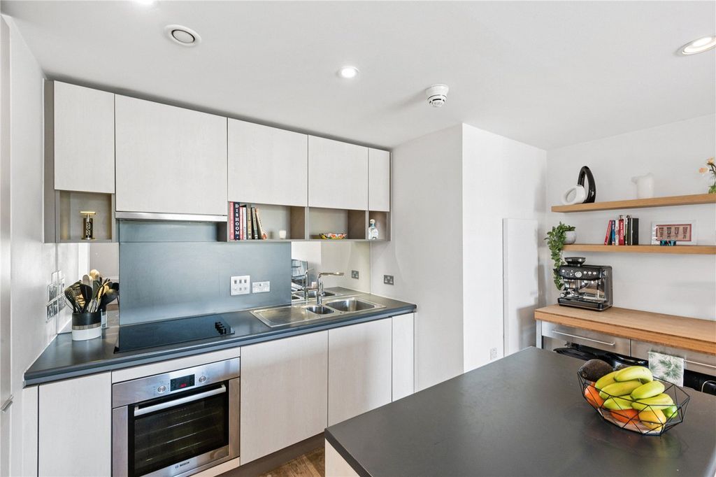 Property photo 3 of 12 Picture No. 17