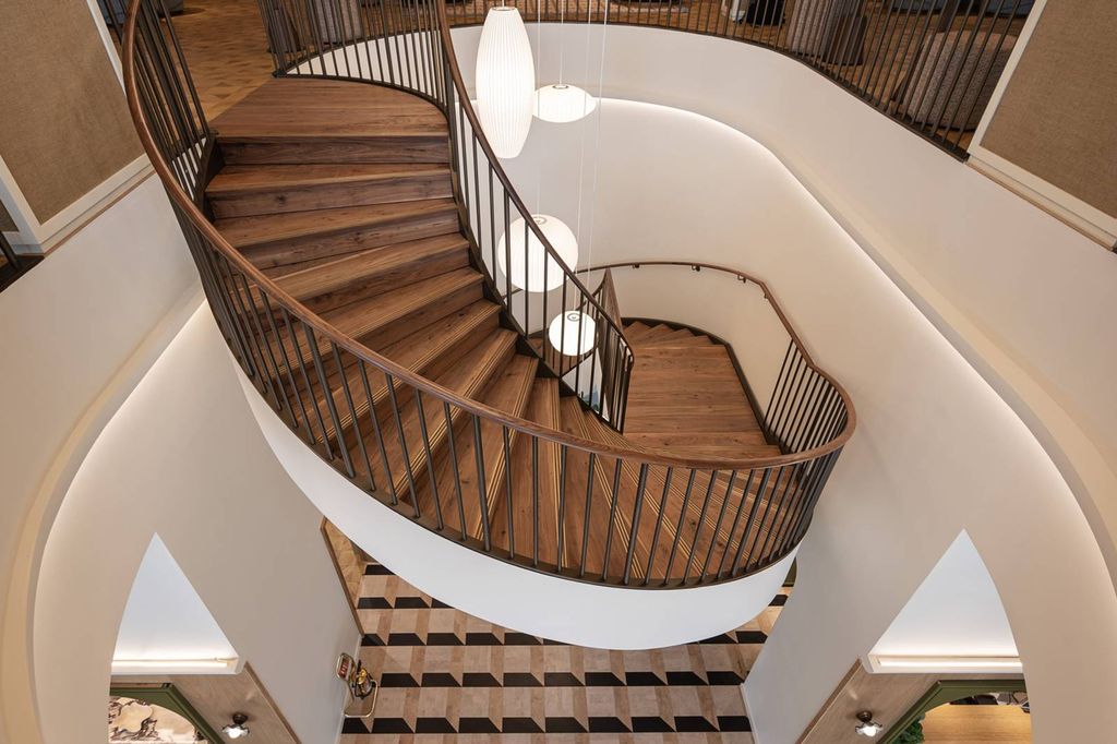 Property photo 3 of 33