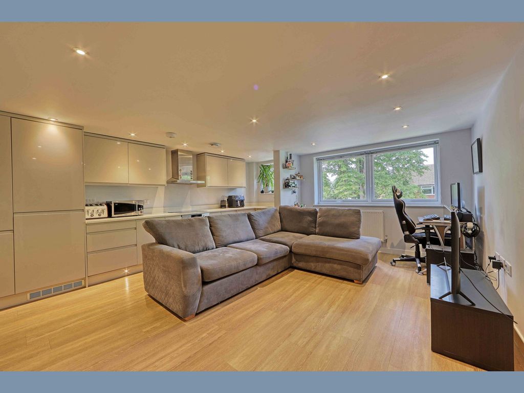 Property photo 2 of 7