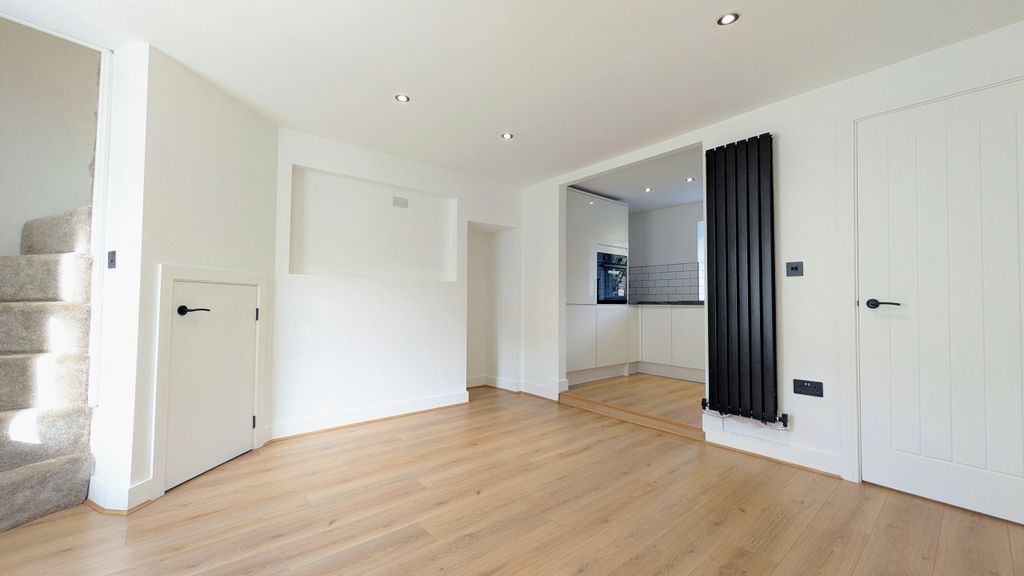 Property photo 3 of 15 Pxl_20260128_113614766.Mp~2