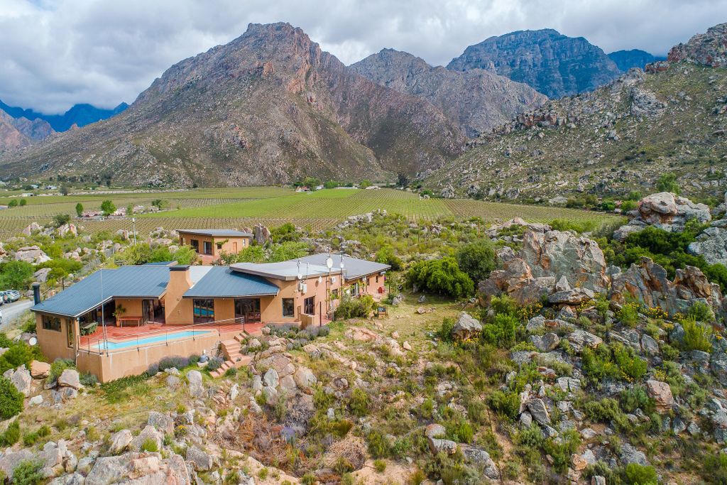 Property photo 2 of 46 Tk1589032