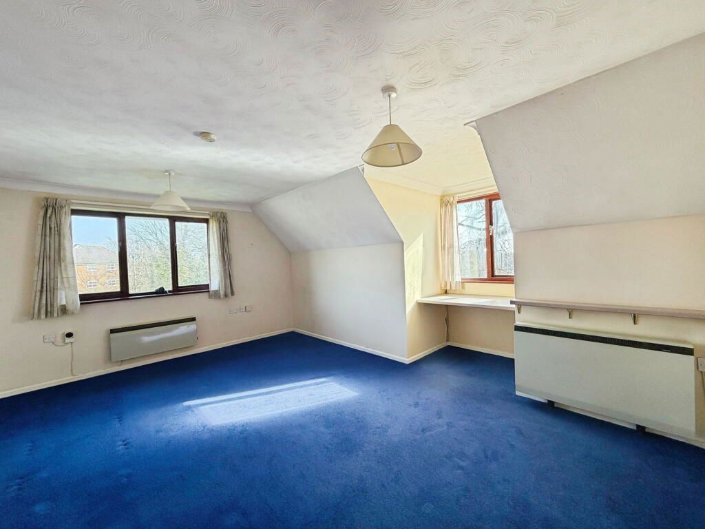 Property photo 2 of 9