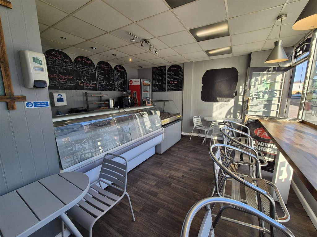 Property photo 3 of 8 Photo 2