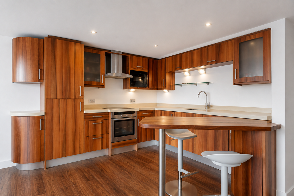 Property photo 3 of 12 Kitchen