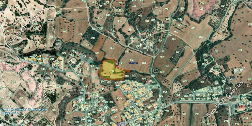 Property photo 2 of 8