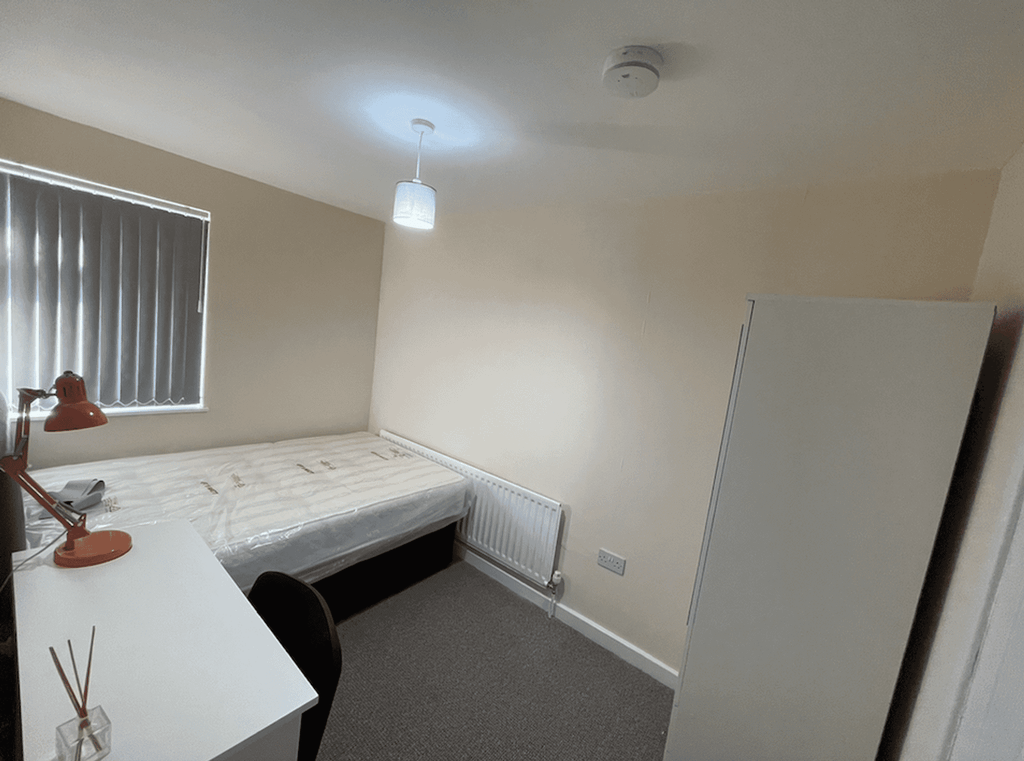 Property photo 3 of 6