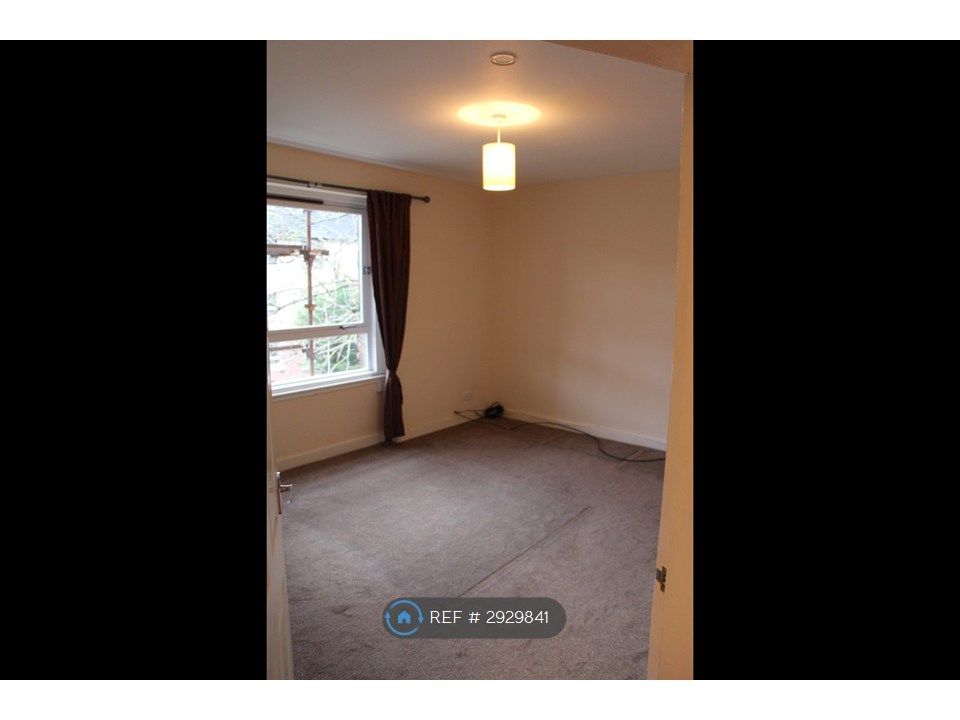 Property photo 3 of 12 Bedroom 1