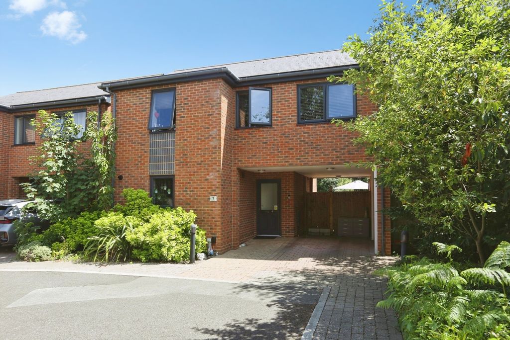 Property photo 1 of 19 Pbox-Img.Jpg