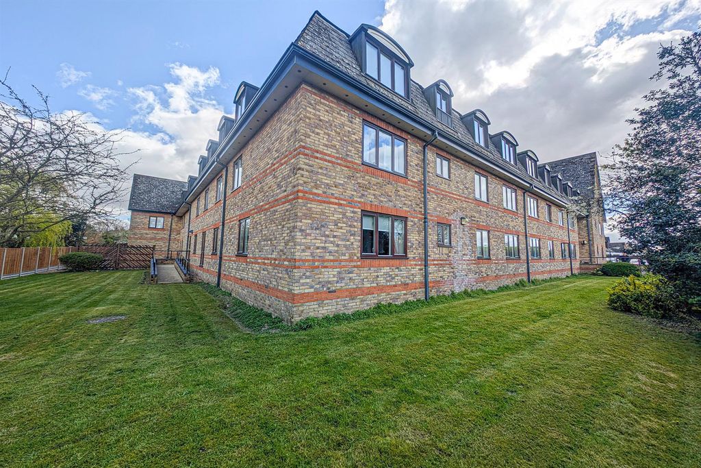 Property photo 3 of 8 Pxl_20260402_110531608.Raw-01 Ext.Jpg