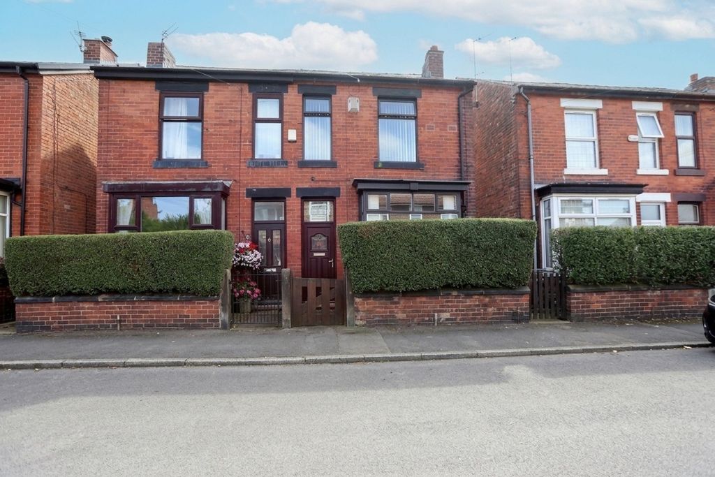 Property photo 1 of 15