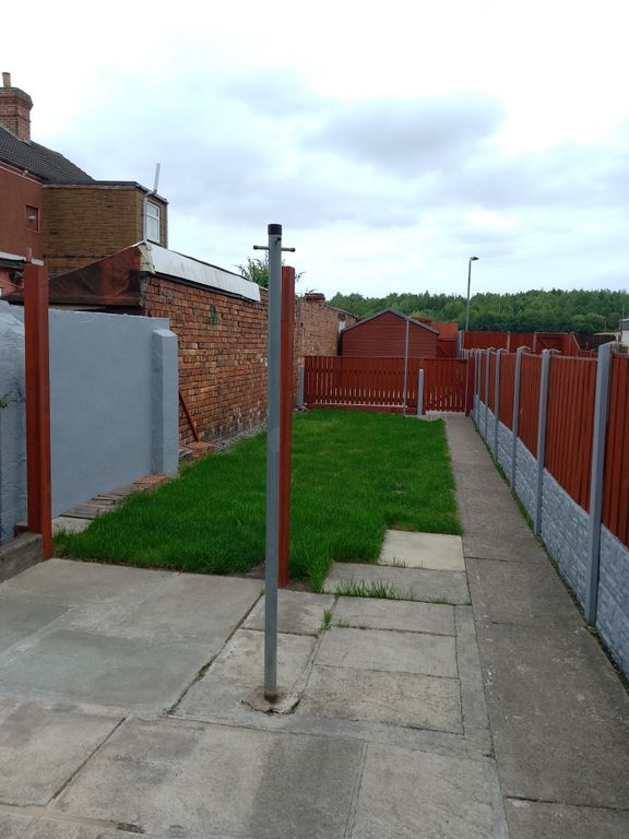 Property photo 2 of 8