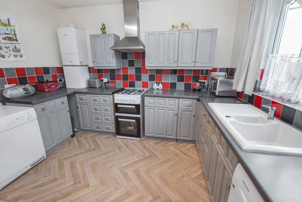 Property photo 3 of 15 Kitchen/Diner