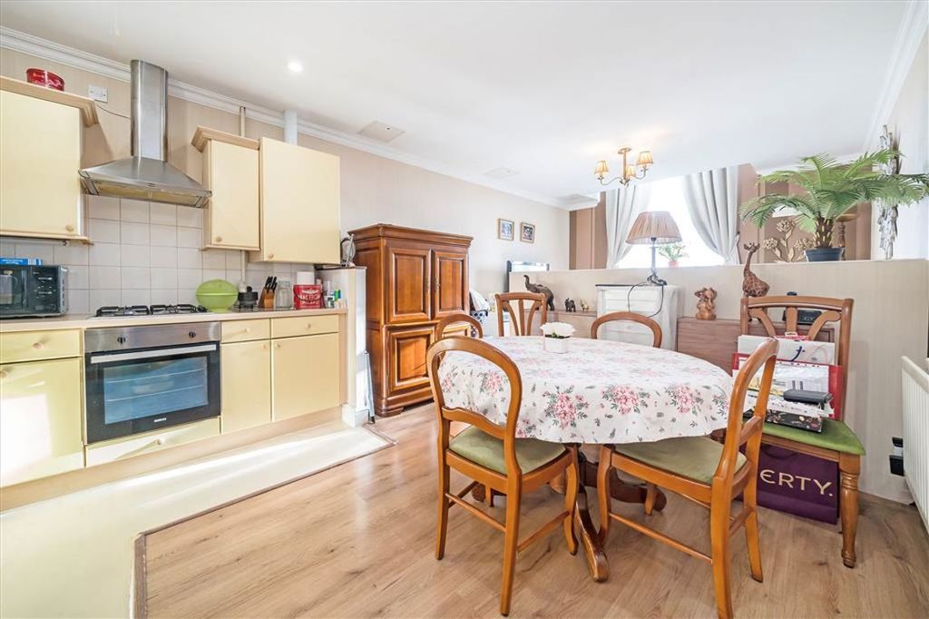 Property photo 2 of 4